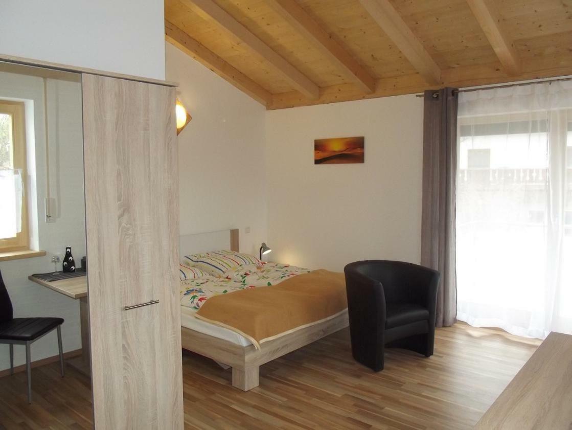 Gaestehaus Hubertus Bad Aibling Εξωτερικό φωτογραφία